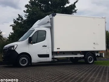 Car image 37