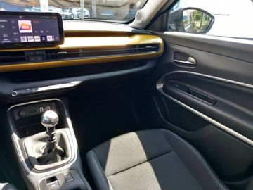 Car image 21