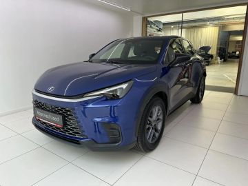 Car image 25
