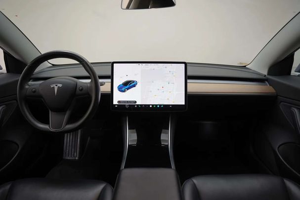 Tesla Model 3 Long Range AWD 258 kW image number 4