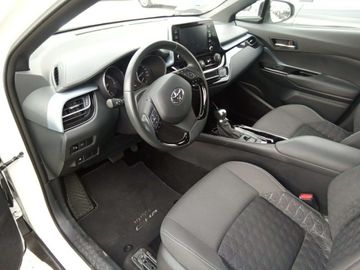 Car image 7