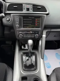 Car image 34