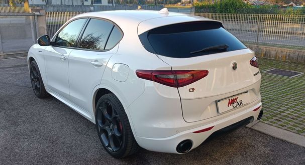 Alfa Romeo Stelvio 2.2 Q4 154 kW image number 4