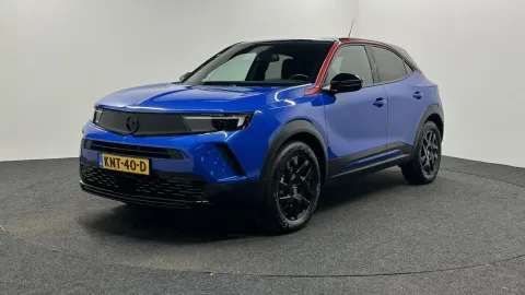 Car image 2