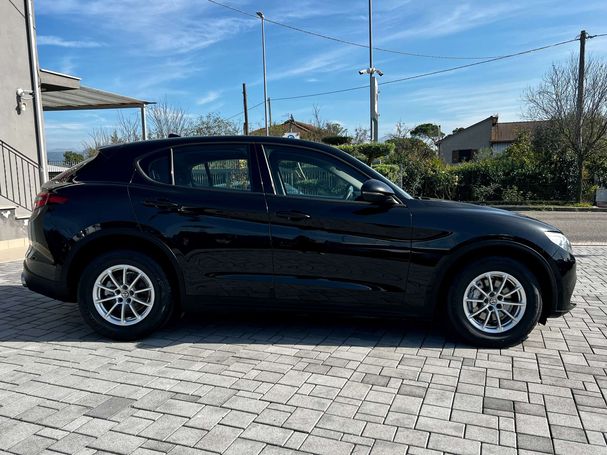 Alfa Romeo Stelvio 2.2 Business 118 kW image number 8