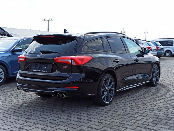 Ford Focus ST 2.0 140 kW image number 4