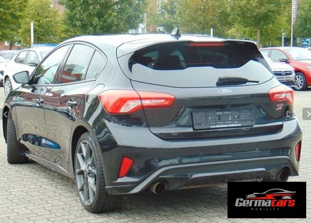 Ford Focus 2.3 EcoBoost ST 206 kW image number 4