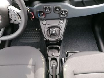 Car image 16