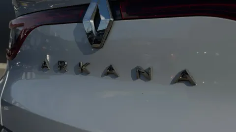Car image 30
