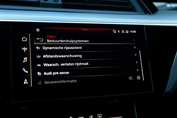 Audi e-tron 55 quattro S-line 300 kW image number 20