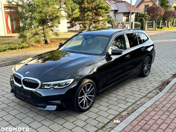 BMW 318d Touring Sport Line 110 kW image number 1