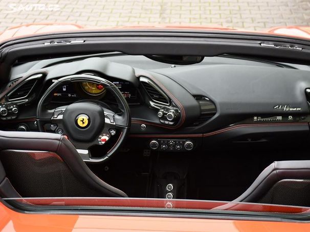 Ferrari 488 Spider 493 kW image number 21