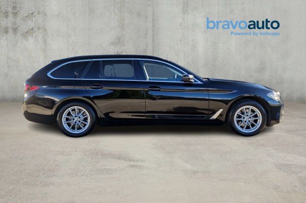 BMW 520d Touring xDrive Luxury Line 140 kW image number 6