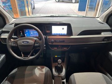 Car image 14