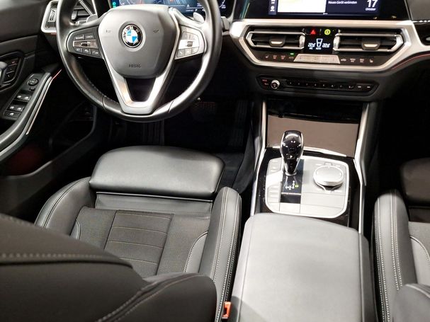 BMW 330i Touring xDrive Sport Line 190 kW image number 13