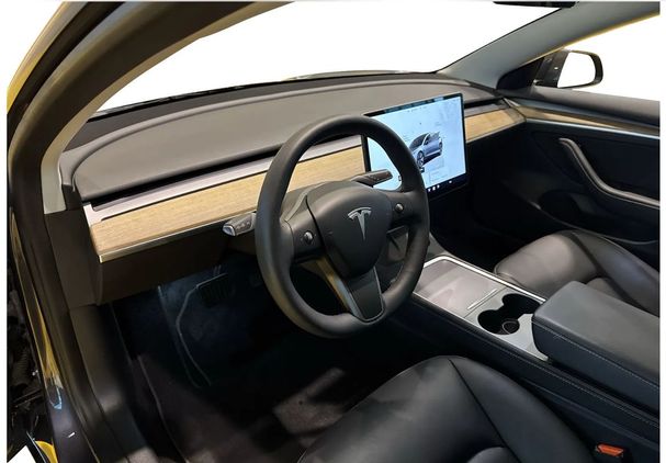 Tesla Model 3 AWD 366 kW image number 8