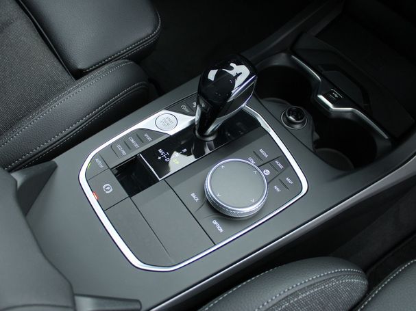 BMW 118d Advantage 110 kW image number 22