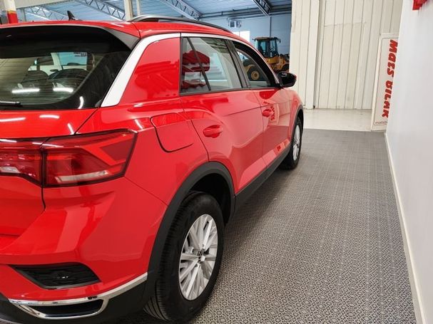 Volkswagen T-Roc 1.0 TSI 81 kW image number 4