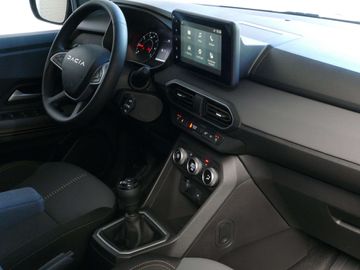 Car image 30