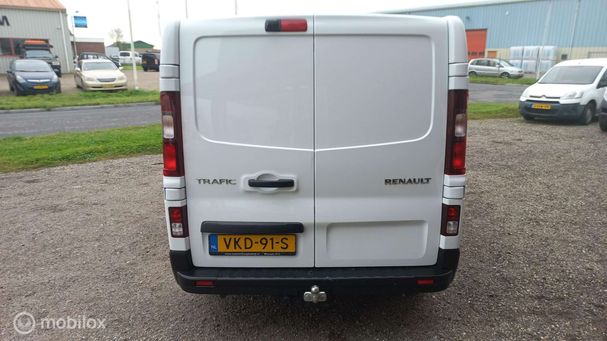 Renault Trafic dCi 120 88 kW image number 3