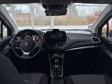 Car image 11