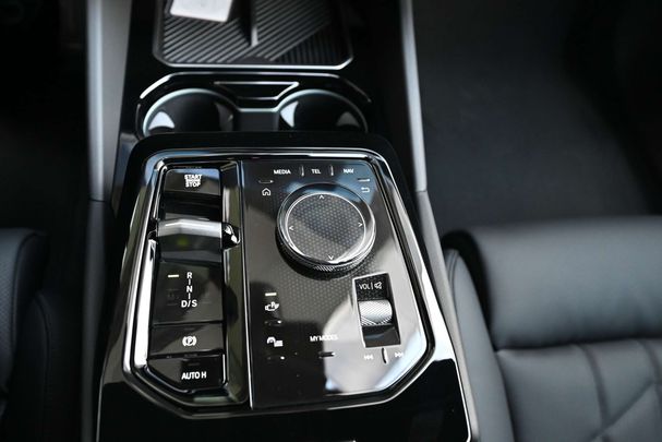 BMW 520i 140 kW image number 15