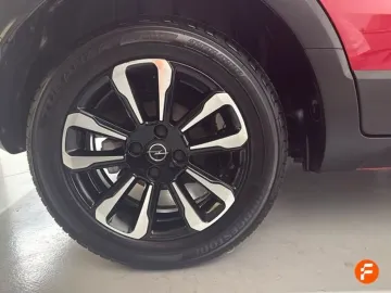 Car image 24