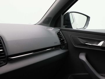 Car image 37