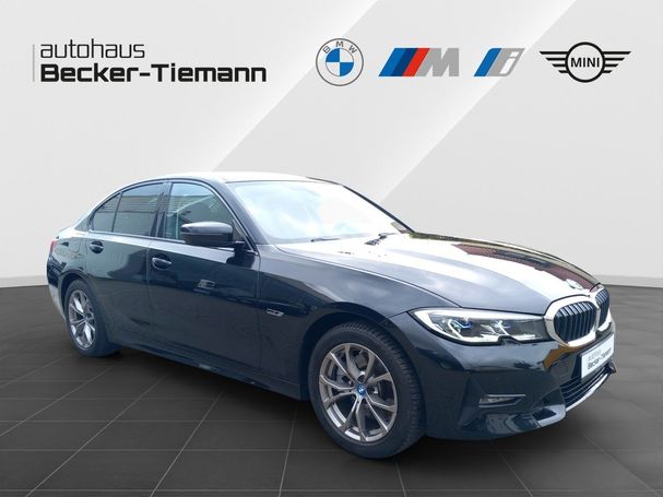 BMW 320 e M Sport 150 kW image number 7