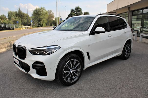 BMW X5 xDrive 170 kW image number 1