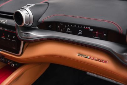Car image 30