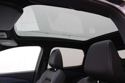 Car image 37