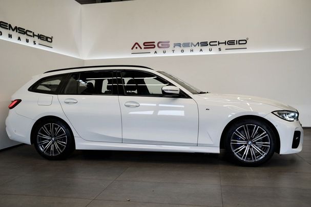 BMW 330i Touring xDrive 190 kW image number 5