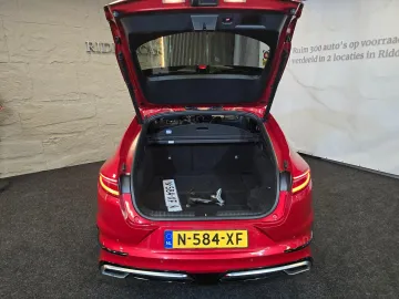 Car image 37