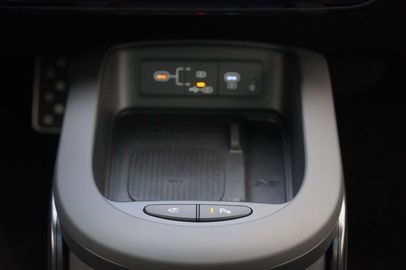 Car image 31