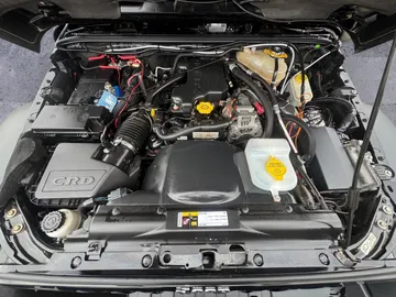Car image 38