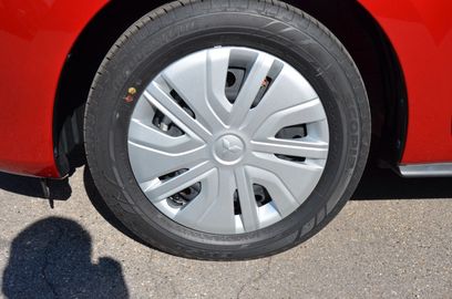 Car image 22