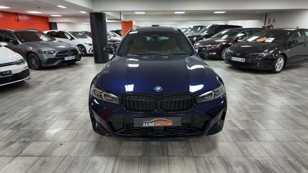 BMW 330e Touring xDrive 215 kW image number 2