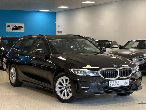 BMW 320d Touring xDrive 140 kW image number 1