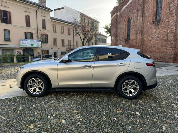 Alfa Romeo Stelvio 2.2 Q4 140 kW image number 5