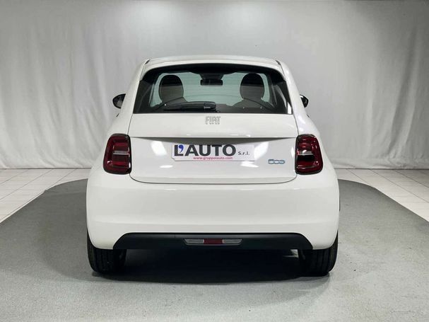 Fiat 500 e 70 kW image number 3