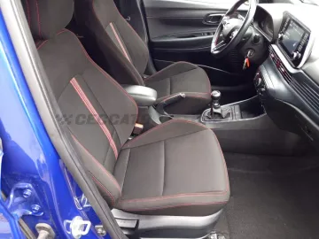 Car image 25