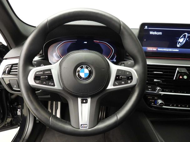 BMW 520i 135 kW image number 10