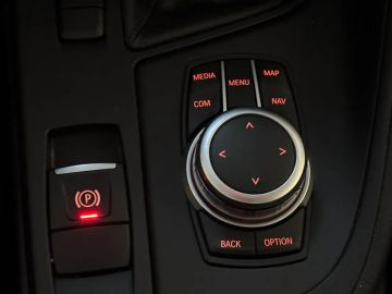 Car image 31