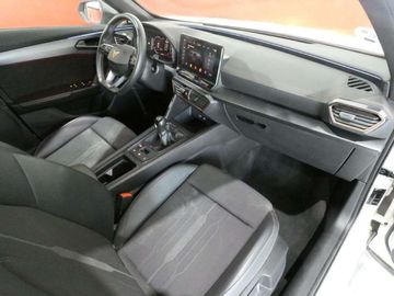 Car image 30