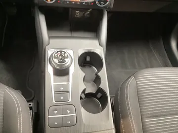 Car image 29