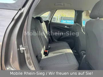 Car image 33