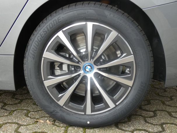 BMW 320 e Touring 150 kW image number 7