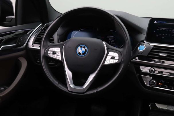 BMW iX3 80 kWh 210 kW image number 26