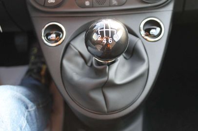 Car image 20